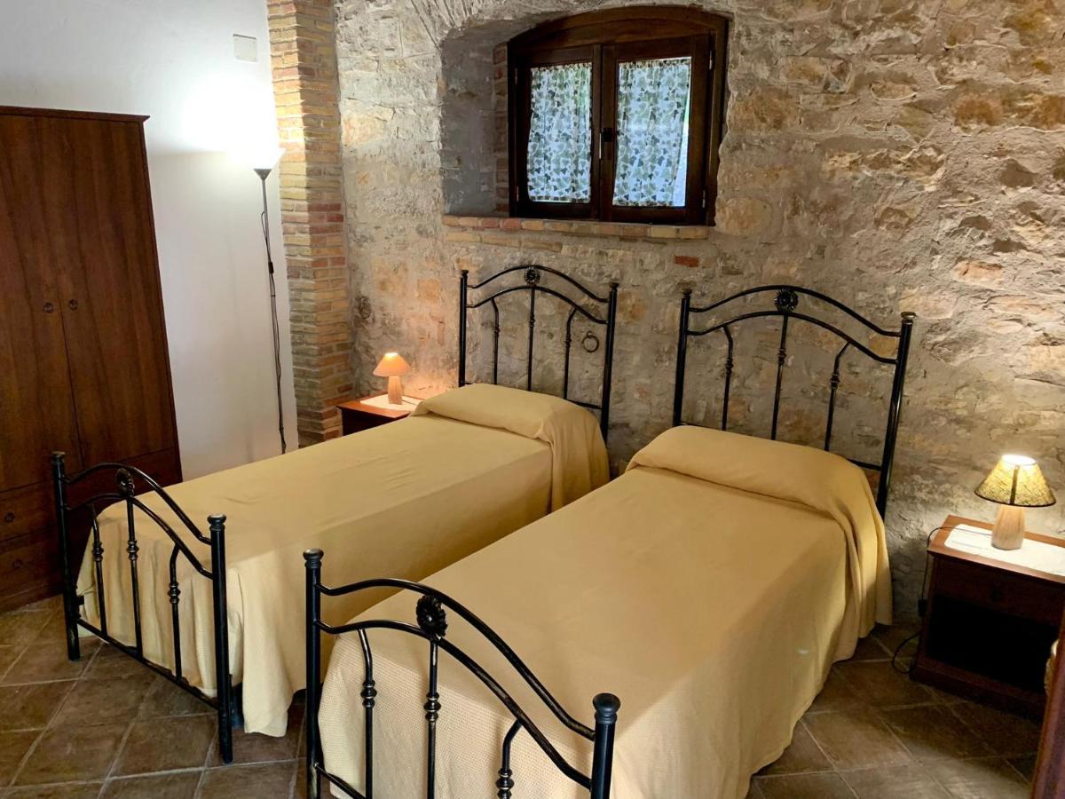 Agriturismo Sant'Agata Piana Degli Albanesi Kültér fotó
