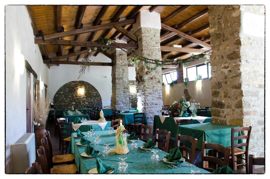 Agriturismo Sant'Agata Piana Degli Albanesi Kültér fotó