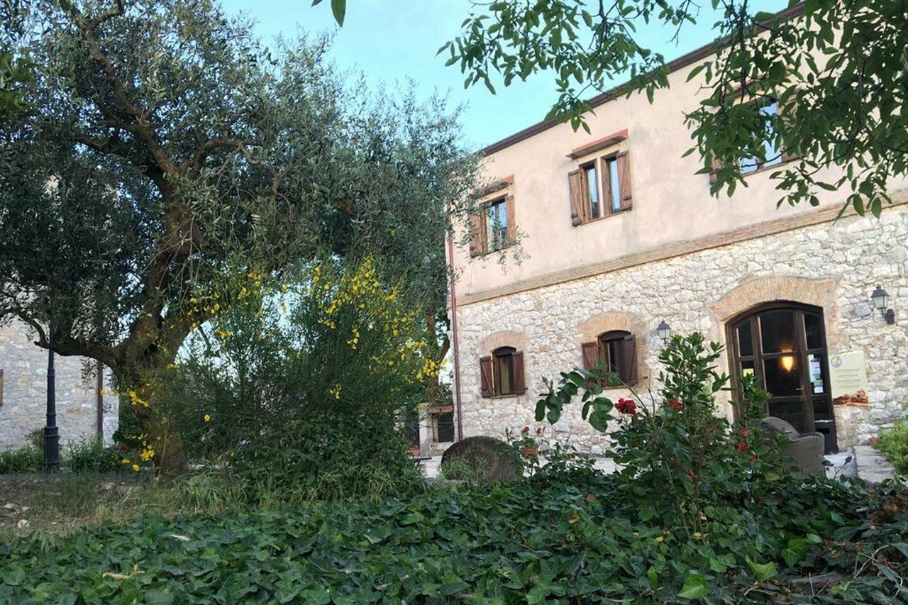 Agriturismo Sant'Agata Piana Degli Albanesi Kültér fotó
